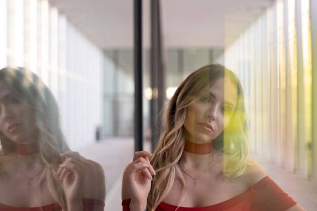 Narcyzm co to jest i jak wpływa na relacje z innymi?