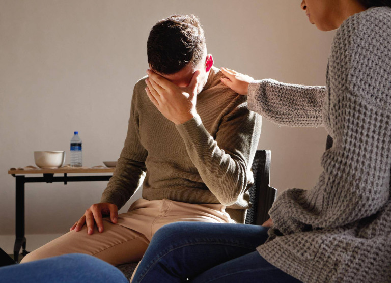 Schizofrenia od czego się bierze i jakie mogą być jej przyczyny?