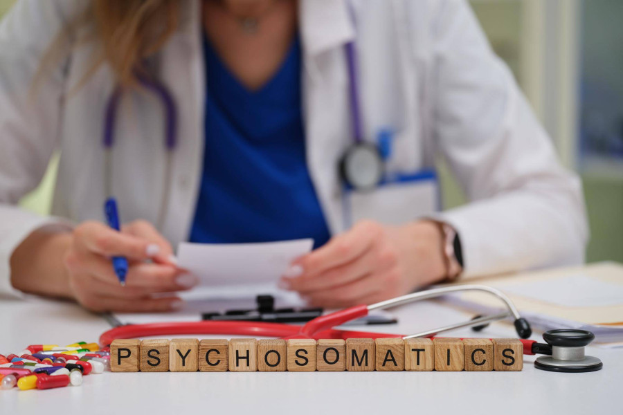 Co to jest psychosomatyka i jak wpływa na nasze zdrowie?